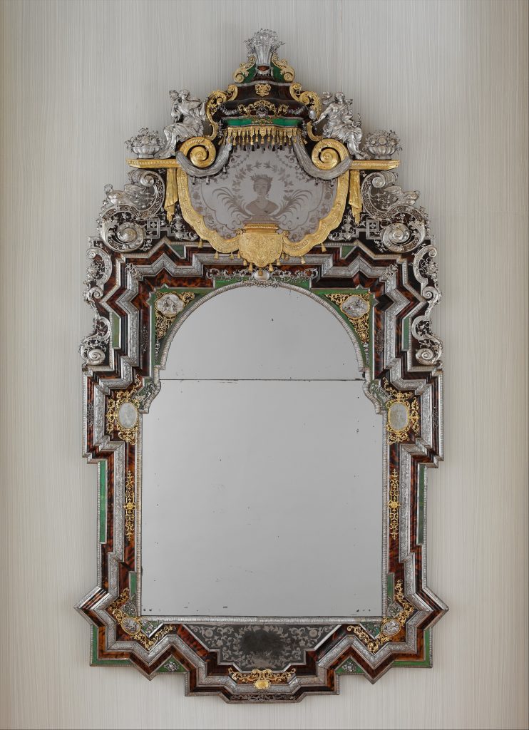 Mirror Silversmith:Johann Valentin Gevers (German, ca. 1662–1732)